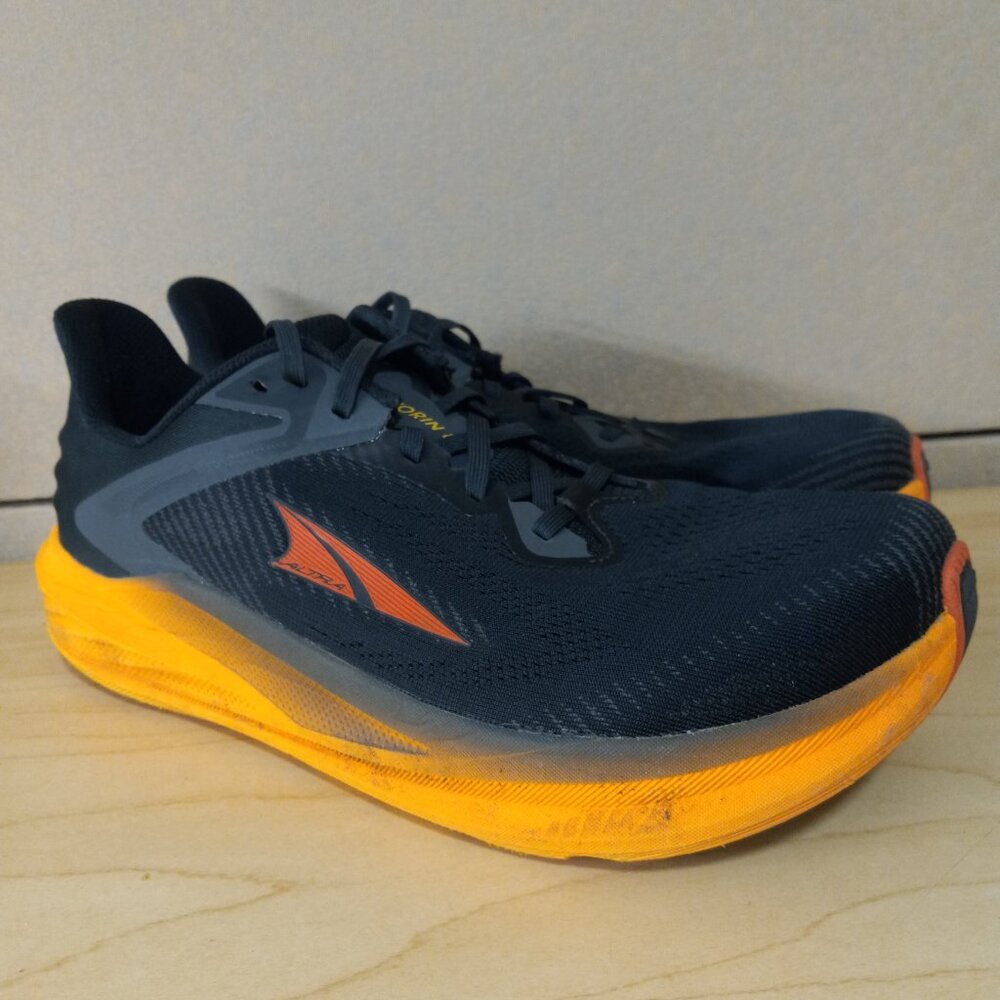 Altra Torin 8 Men's Size 9.5